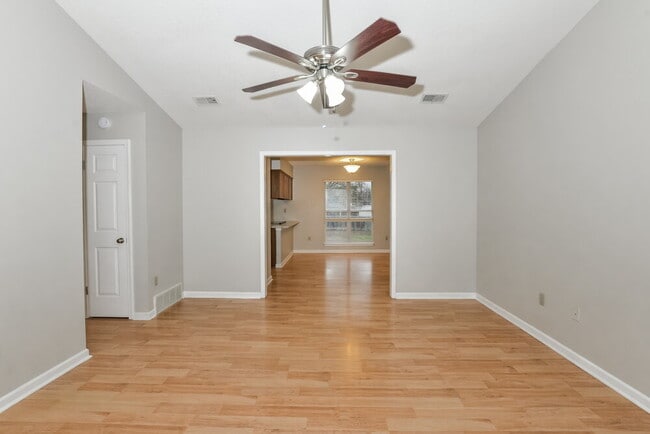 Photo - 5850 Waverly Dr