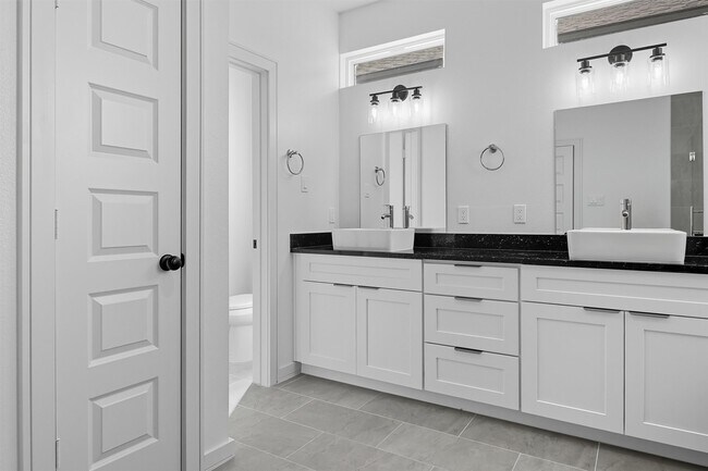 Photo - 2924 El Fenice Ln