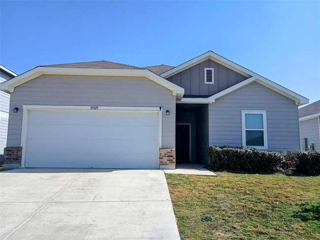 Building Photo - 19325 Berringer Dr