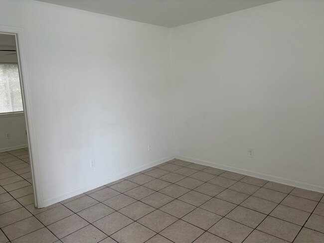 Photo - 207 Lovelace Dr Unit 5
