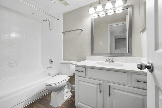 Photo - 1000 Cypress Station Dr Unit 3104