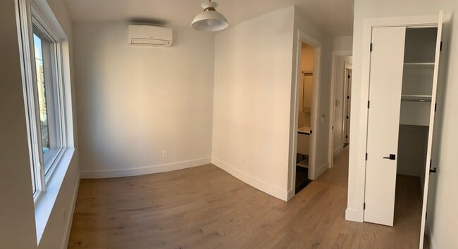 Photo - 1526 Lincoln Pl Unidad 2L