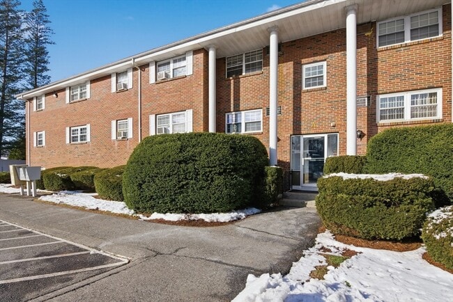 Photo - 39 Pleasant St Unit 7