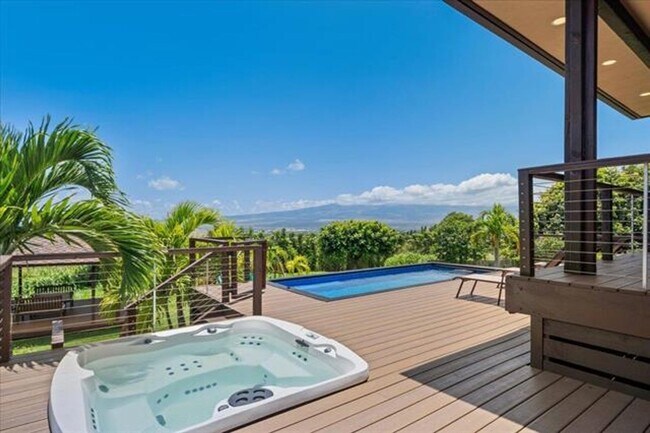 Photo - Magnificent Wailuku Country Estate