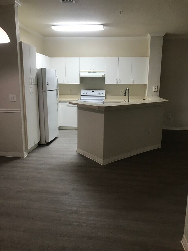 Photo - 3605 Conroy Rd Unit 513