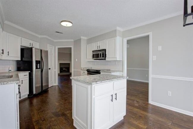 Photo - 6479 Stone Lake Dr