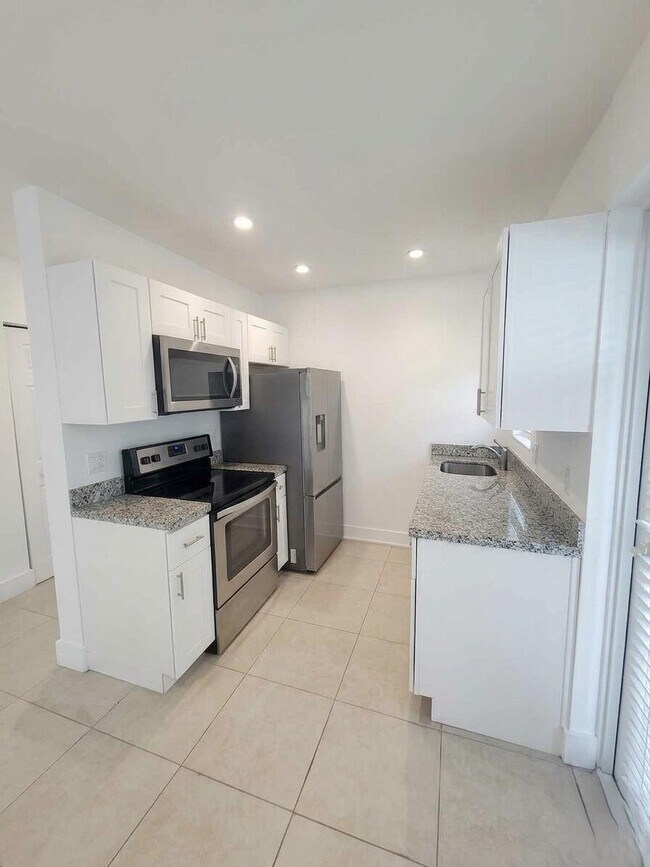 1415 SE 2nd St Unidad 2