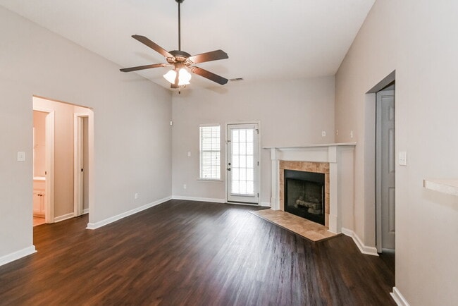 Photo - 7852 Ridgedale Dr