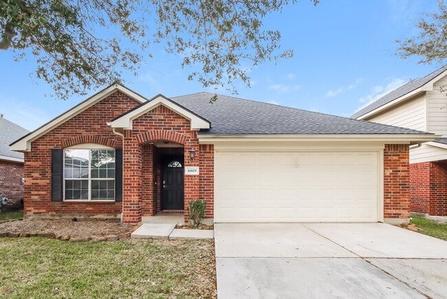 Building Photo - 6819 Rockwall Trail Dr