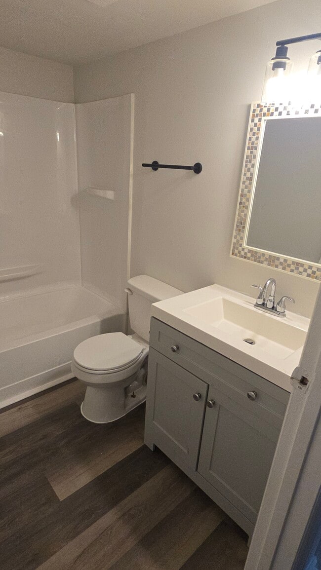 Photo - Elmtree Apartments