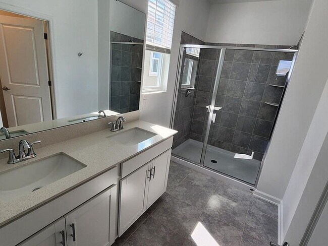 Photo - 4-Bed, 3-Bath Haven on Parable Way, Winter Garden!"