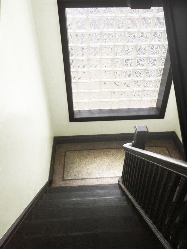 Photo - Soldoris Unit B1