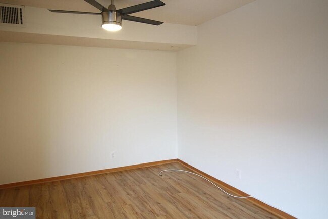 Photo - 3 Washington Cir NW Unit 704