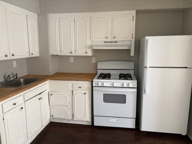 Photo - Beautifully updated 2 bedroom home