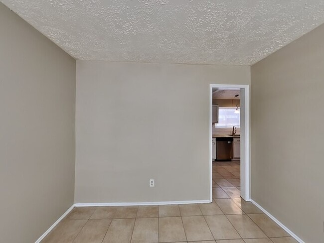 Photo - 5927 Woodmancote Dr