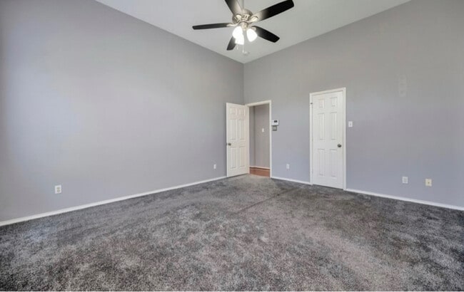 Photo - 10150 Santa Clara Ave