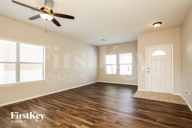 Photo - 2127 S Luther