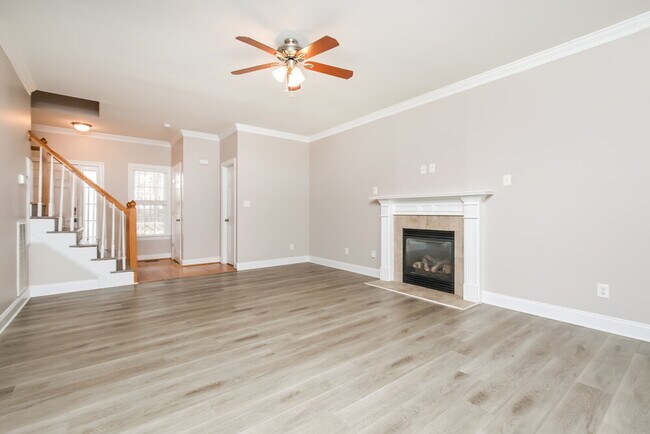 Photo - 235 Manchester Trail