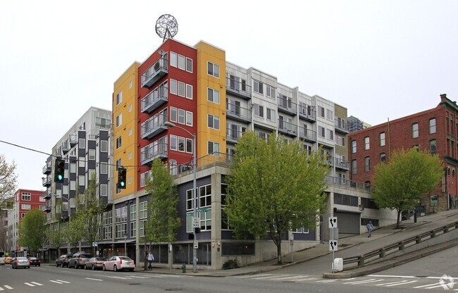 Building Photo - Spacious Belltown Condo @ the Ideal Location! Unit 321