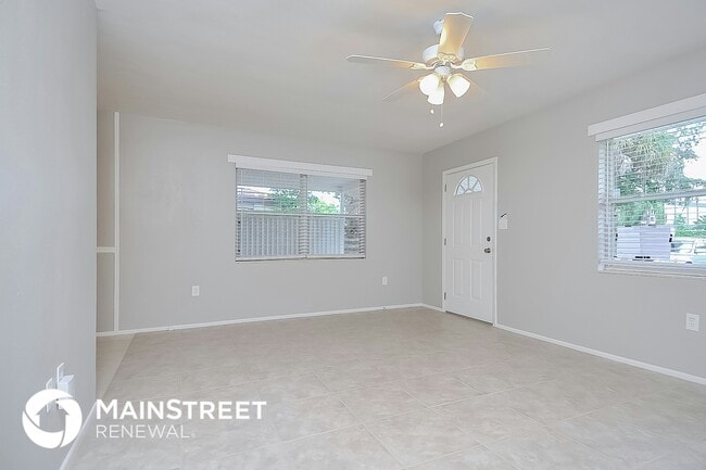 Photo - 2026 Sandrala Dr