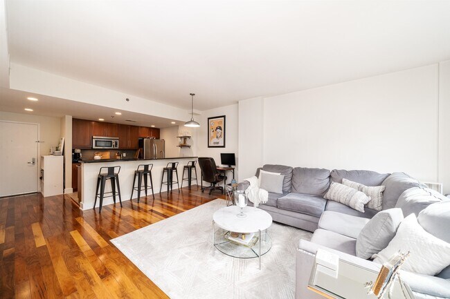 Photo - 800 Jackson St Unidad 513