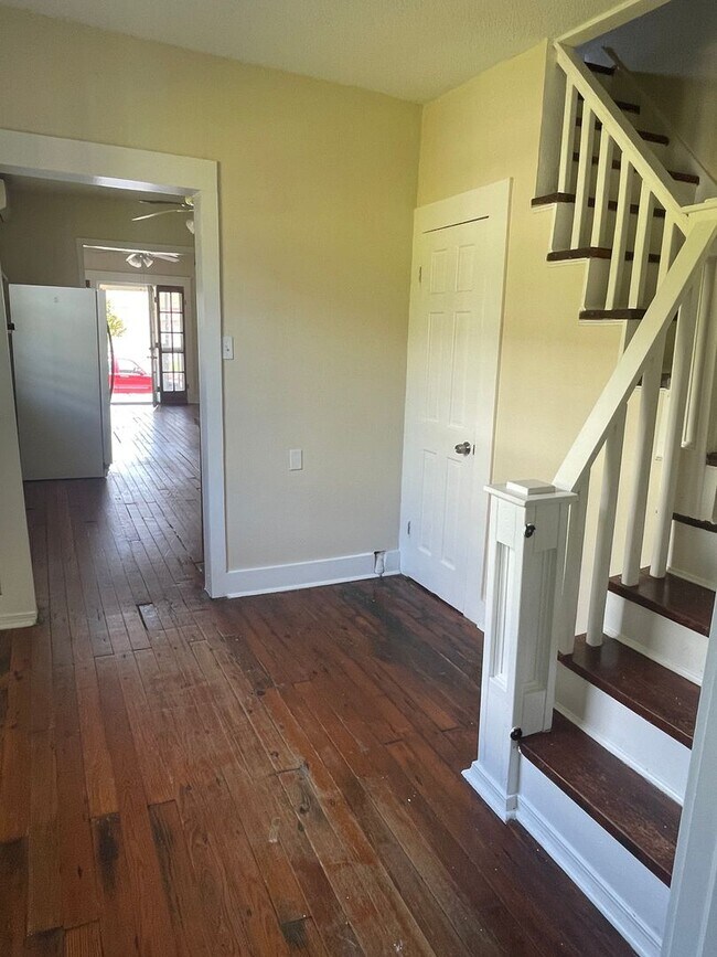 Photo - 3BD/2BA Independent Bedrooms, W/D Included...