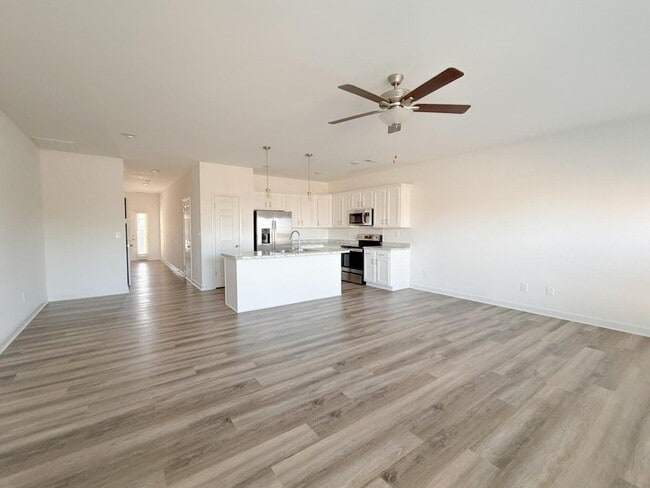 Photo - 331 Platt Dr