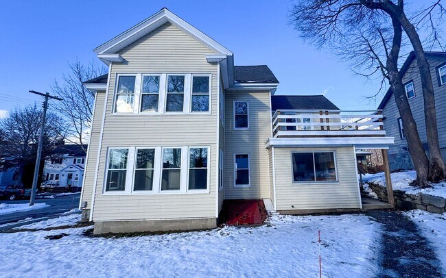 Photo - 39 Allen St Unit First Floor