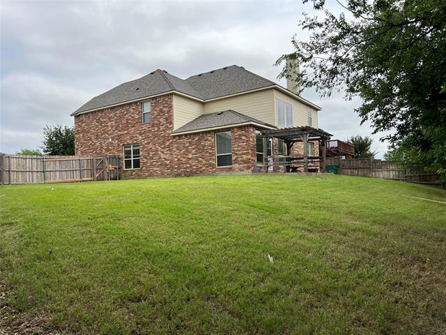 Photo - 900 Johns Way