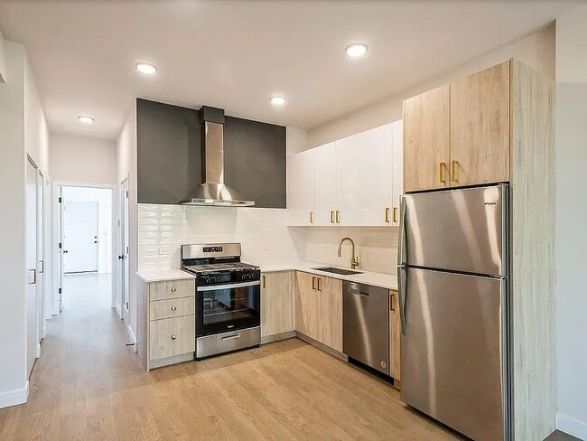 Photo - 841 N Mozart St Unit A08C