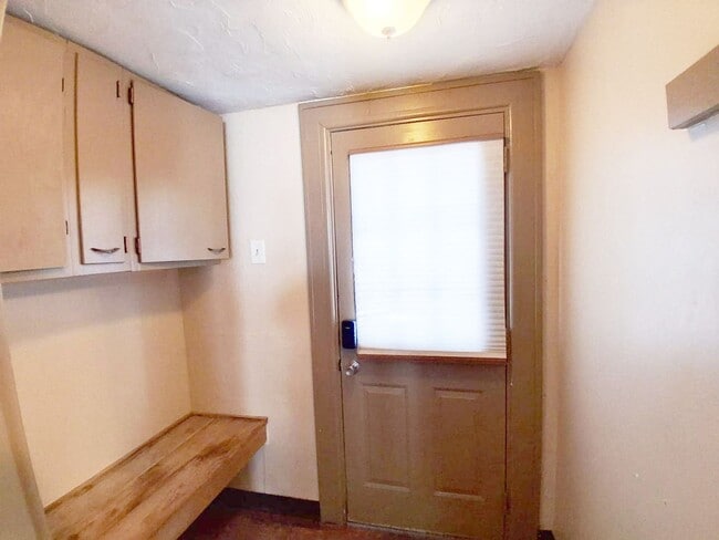 Photo - 2 BED 1 BATH SINGLE FAMILY HOME IN EUCLID!