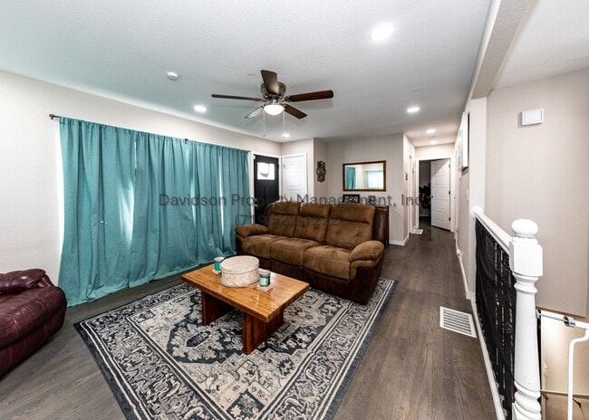 Photo - Cozy Updated 4-Bedroom House in Southwest ...