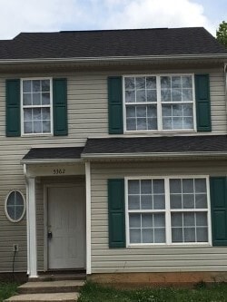 Building Photo - Available Now! MUST SEE!