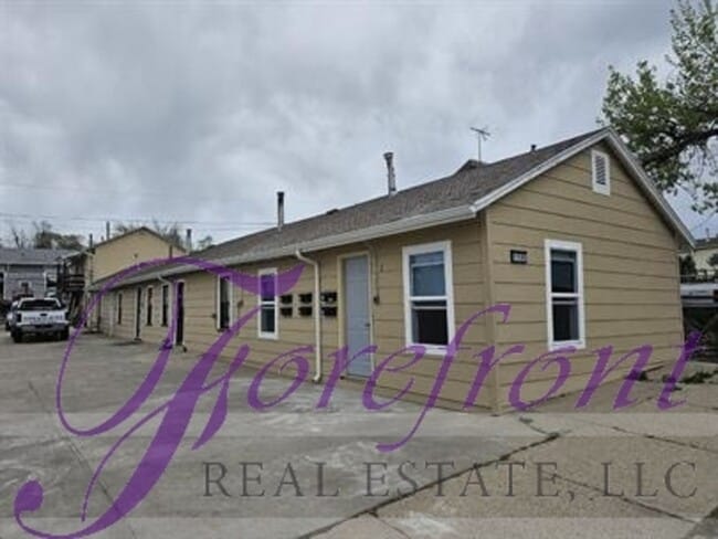 Building Photo - 1145 S Cedar St