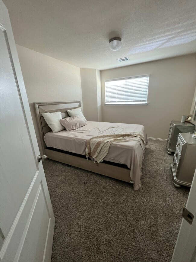 Photo - 5106 Eagle Falls Ln