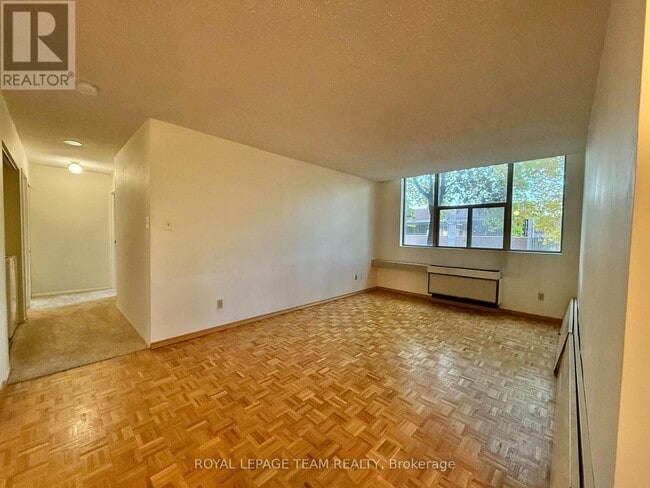 Photo - 2760 Carousel Crescent Unit 102