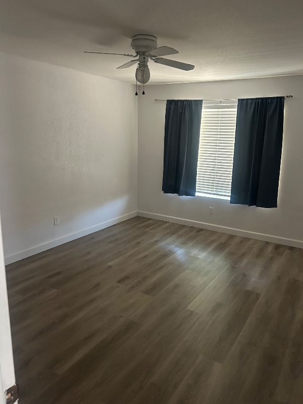 Photo - 1905 E University Dr Unidad H244