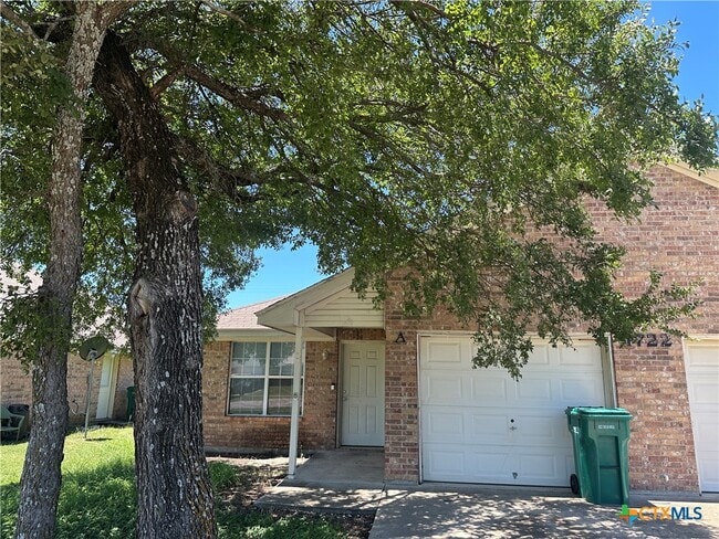 Building Photo - 1722 Aztec Trce Unit A Rental
