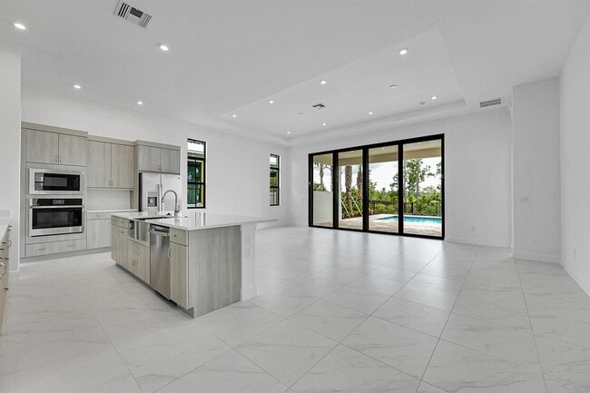 Photo - 13920 Vivant Dr