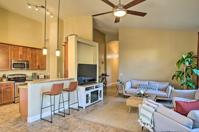 Photo - 3055 N Red Mountain Unidad ID1385709P