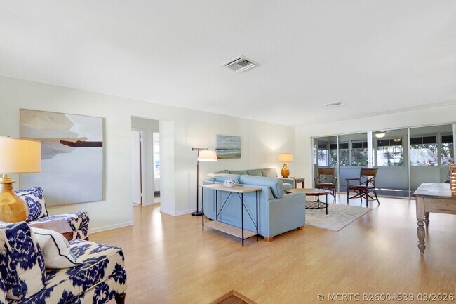 Photo - 8574 SE Seagrape Way