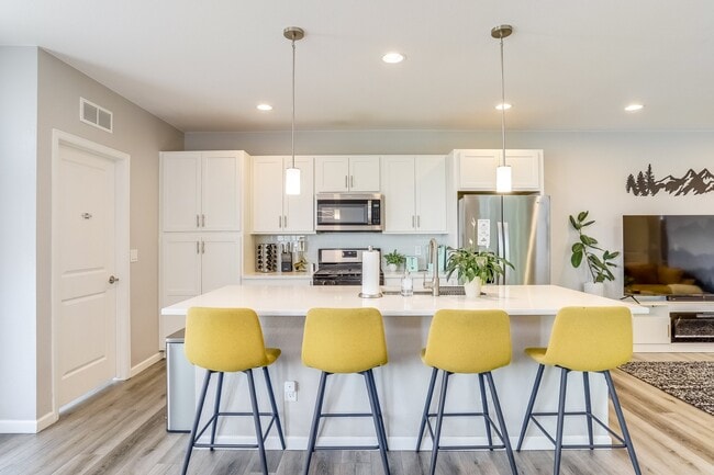 Photo - 5305 E 63rd Pl