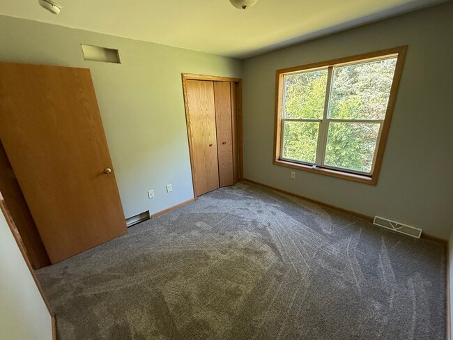 Photo - 6725 Wolf Hollow Rd