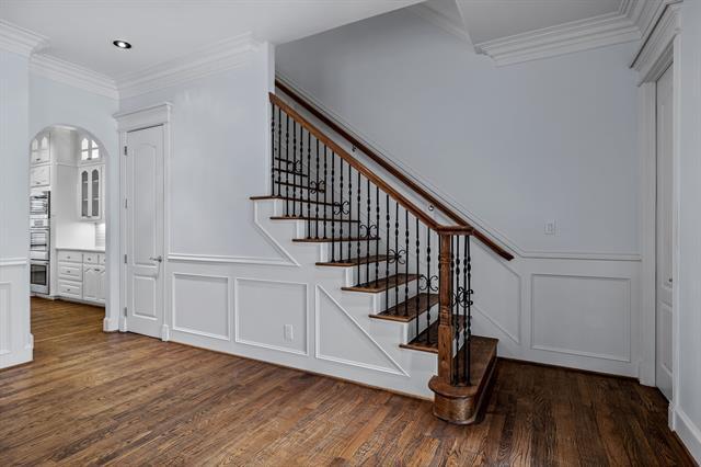 Photo - 4318 University Blvd House