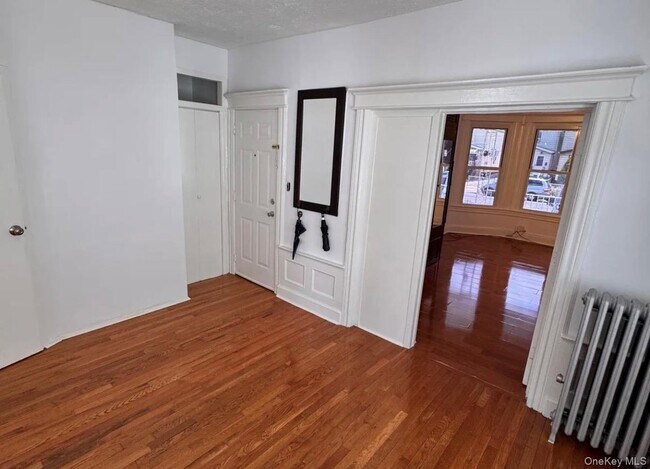 9311 Foster Ave