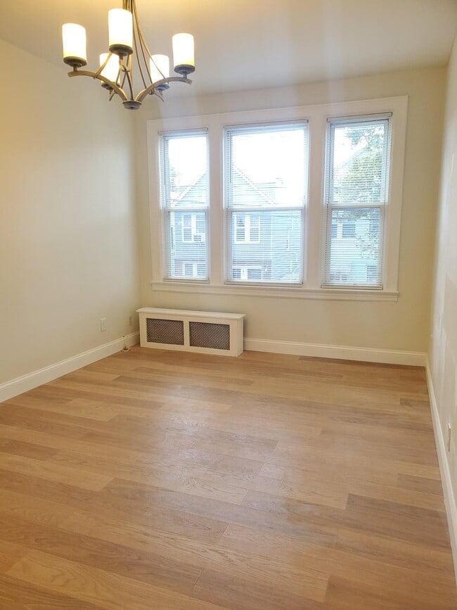 Photo - 376 VAN NOSTRAND Ave Unit 2