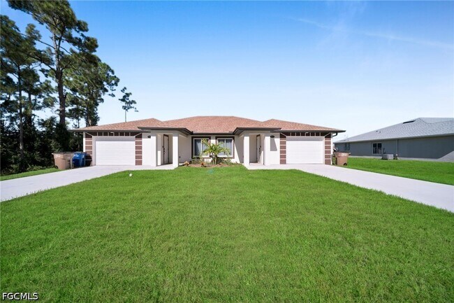 901A-901B Albany Ave