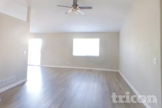 1711 86th Ave