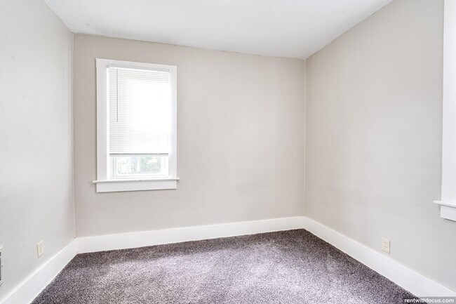 Photo - 136 E Johnson St Unidad 136