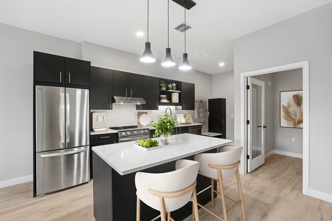 Photo - Albion Lawrenceville